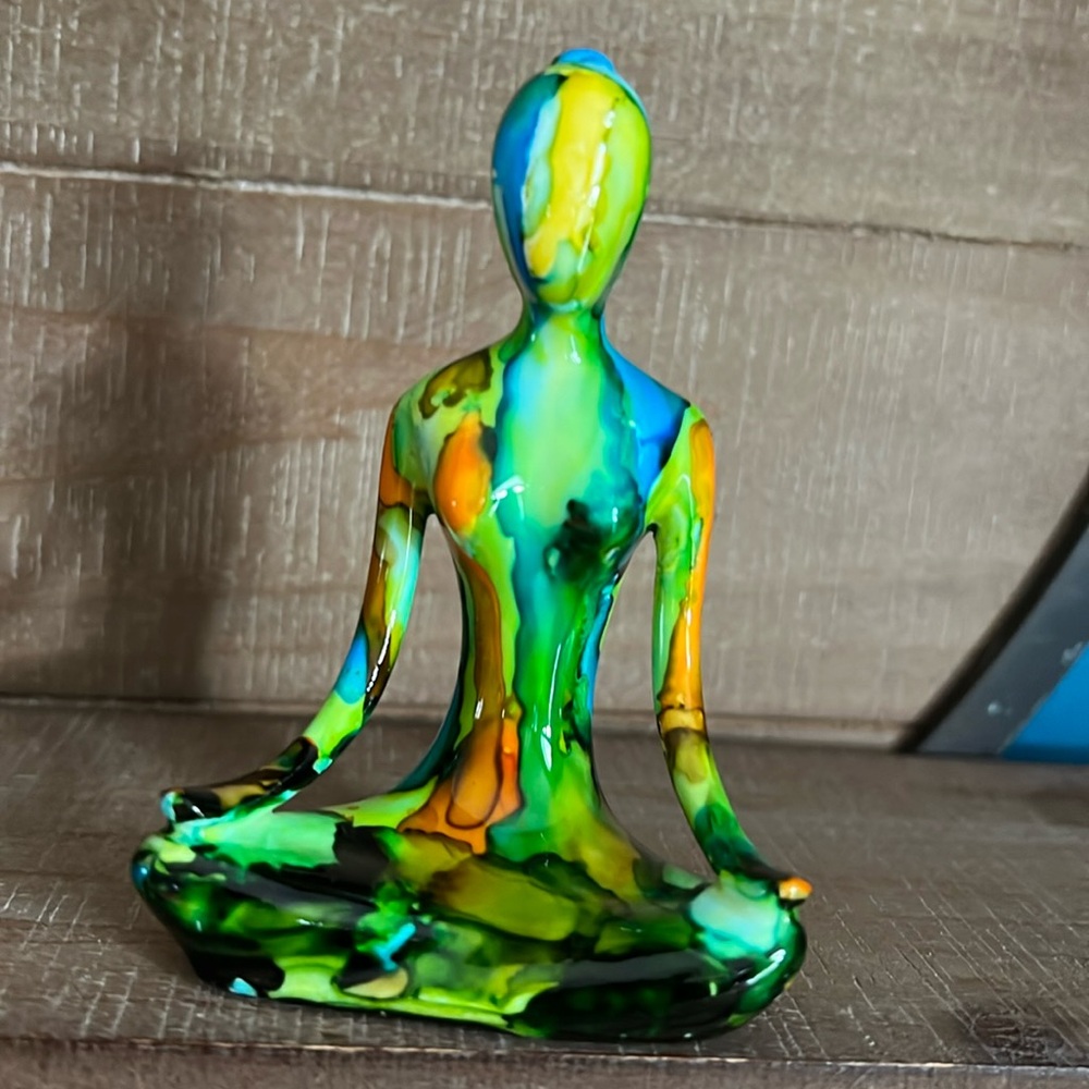 HANDCRAFTED Ceramic Painted Yoga Pose Figurines (Set of 2) - Picture 6 of 14